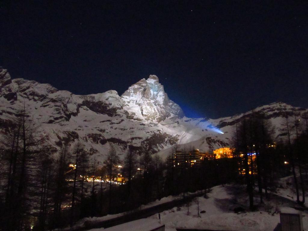 Cervino Valley House Rododendro Breuil-Cervinia Zimmer foto